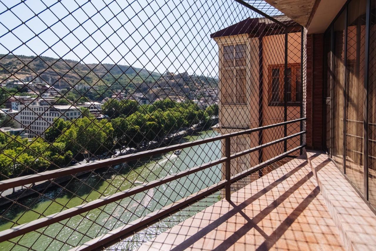 Wine Rock Hotel Tbilisi Exterior photo